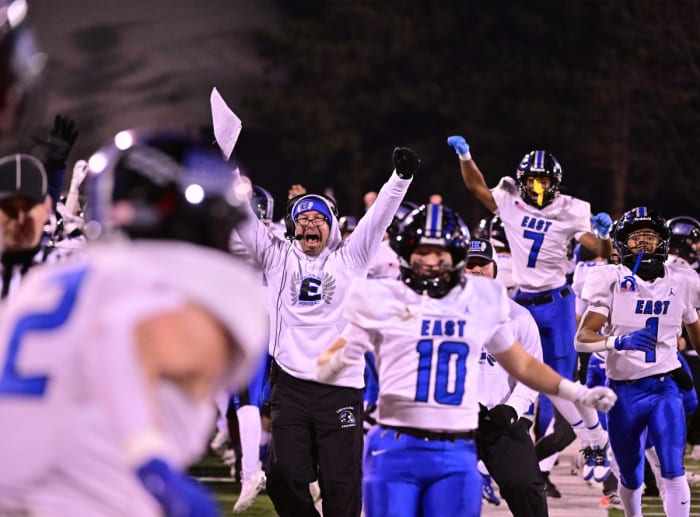 Loyola Academy Lincoln Way East Illinois 8A football November 25 2023 Tim Vizer 24628